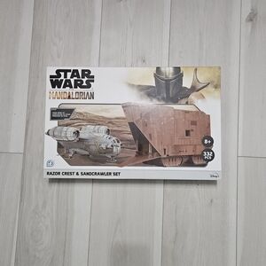 Star Wars Mandalorian Razor Crest and Sandcrawler Set - Brown and Gray
